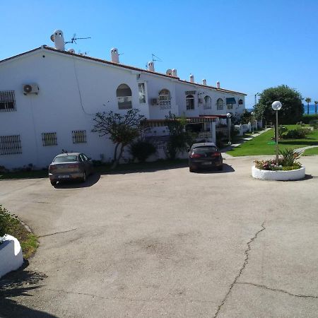 Bungalow Charo Torre de Benagalbon Eksteriør bilde